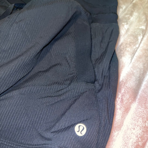 Lululemon Dance Studio Mid-Rise Pant Regular Black Size 4 - Picture 4 of 4